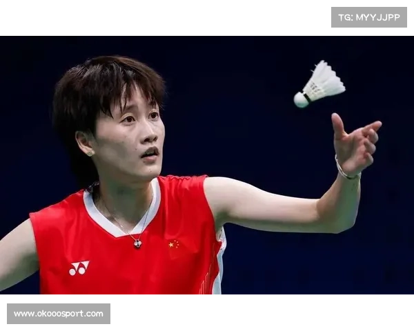 陈雨菲携手国潮羽鞋设计亮相巴黎时装周 融合敦煌元素引领时尚潮流 陈雨菲携手国潮羽鞋设计亮相巴黎时装周 融合敦煌元素引领时尚潮流